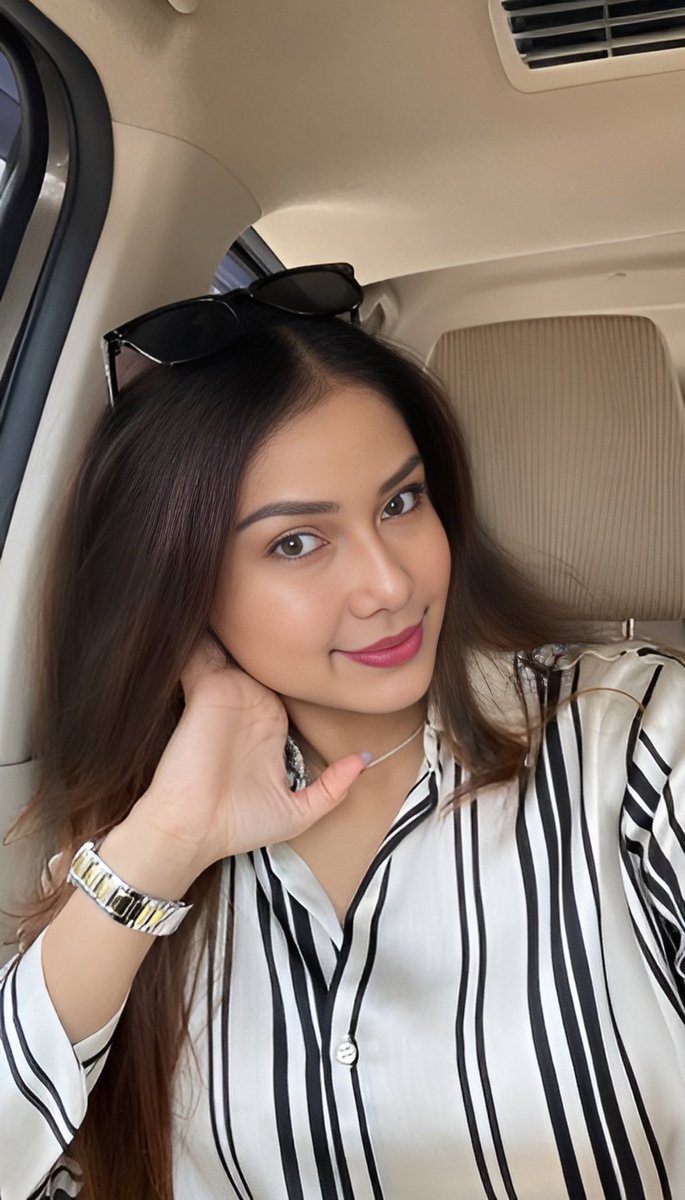 chiic__nomad's tweet photo. Power dressing, but make it a joyride. 🚘✨ Stripes sharp enough to cut through the ordinary, confidence cruising at full speed. #EffortlessGlam #RoadQueen #ThursdayMotivation https://t.co/3c2Ij6VzmE