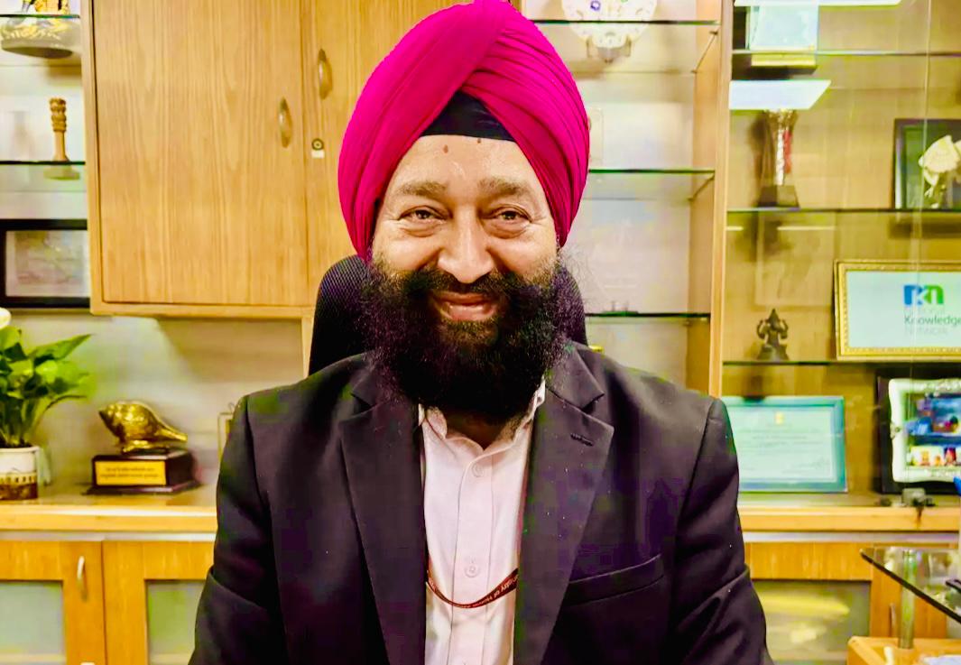 NICMeity's tweet image. “By expanding the deployment of #EmergingTechnologies like #ArtificialIntelligene, ML, #Blockchain, #DataAnalytics &amp;amp; #Cloud, NIC aims to build a smarter, data-driven and more citizen-friendly governance framework”- IPS Sethi, DG, NIC.
Read more …vernment.economictimes.indiatimes.com/news/digital-i…
#NICMeitY