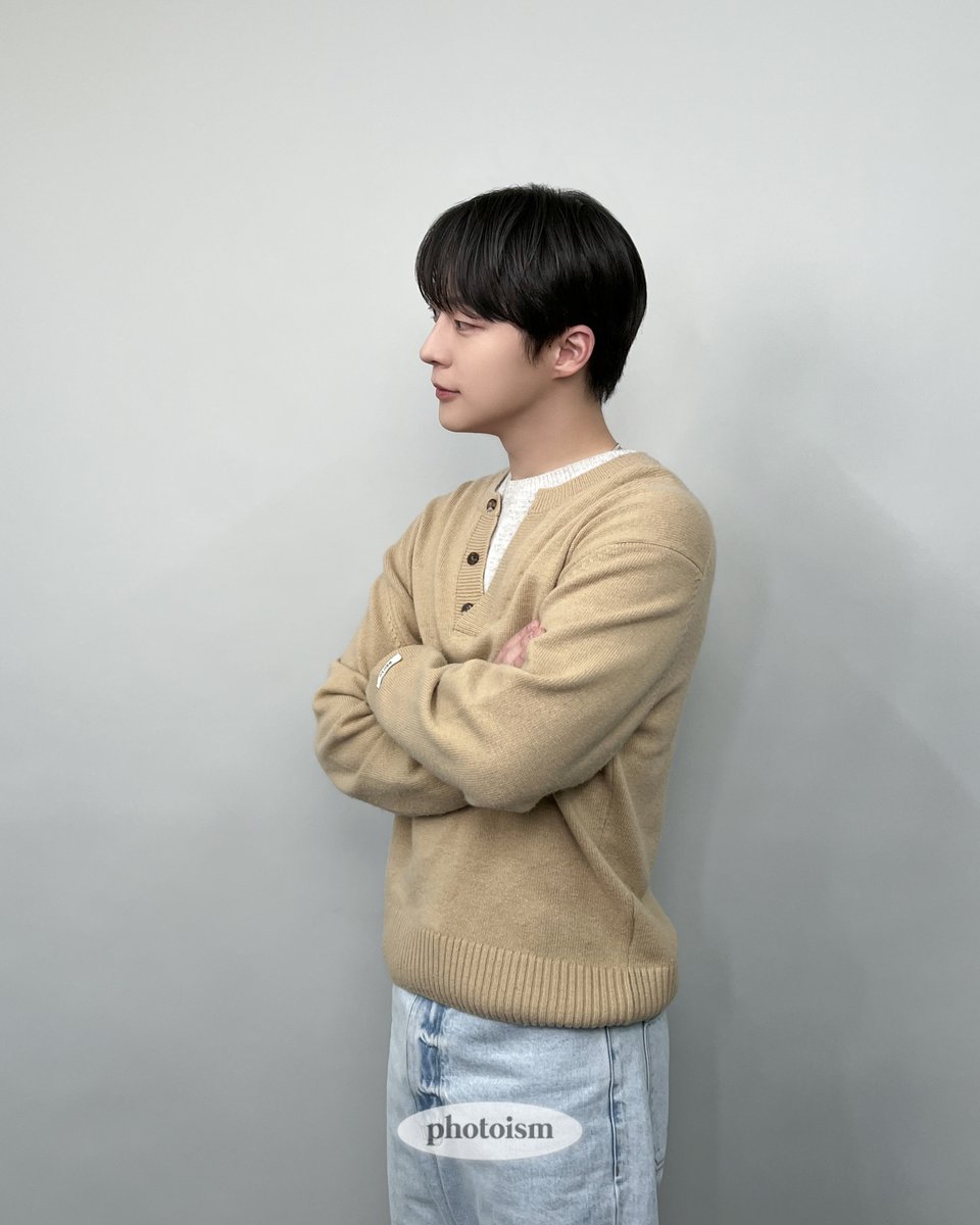 PHOTOISM X 배인혁

아 ! 진짜 못 참겠다 ..

배인혁의
외모
어깨
목소리
연기력까지..

하나같이 다 너무 너무 좋아
좋아하다 못해 사랑해 🤎

ONLY IN PHOTOISM
