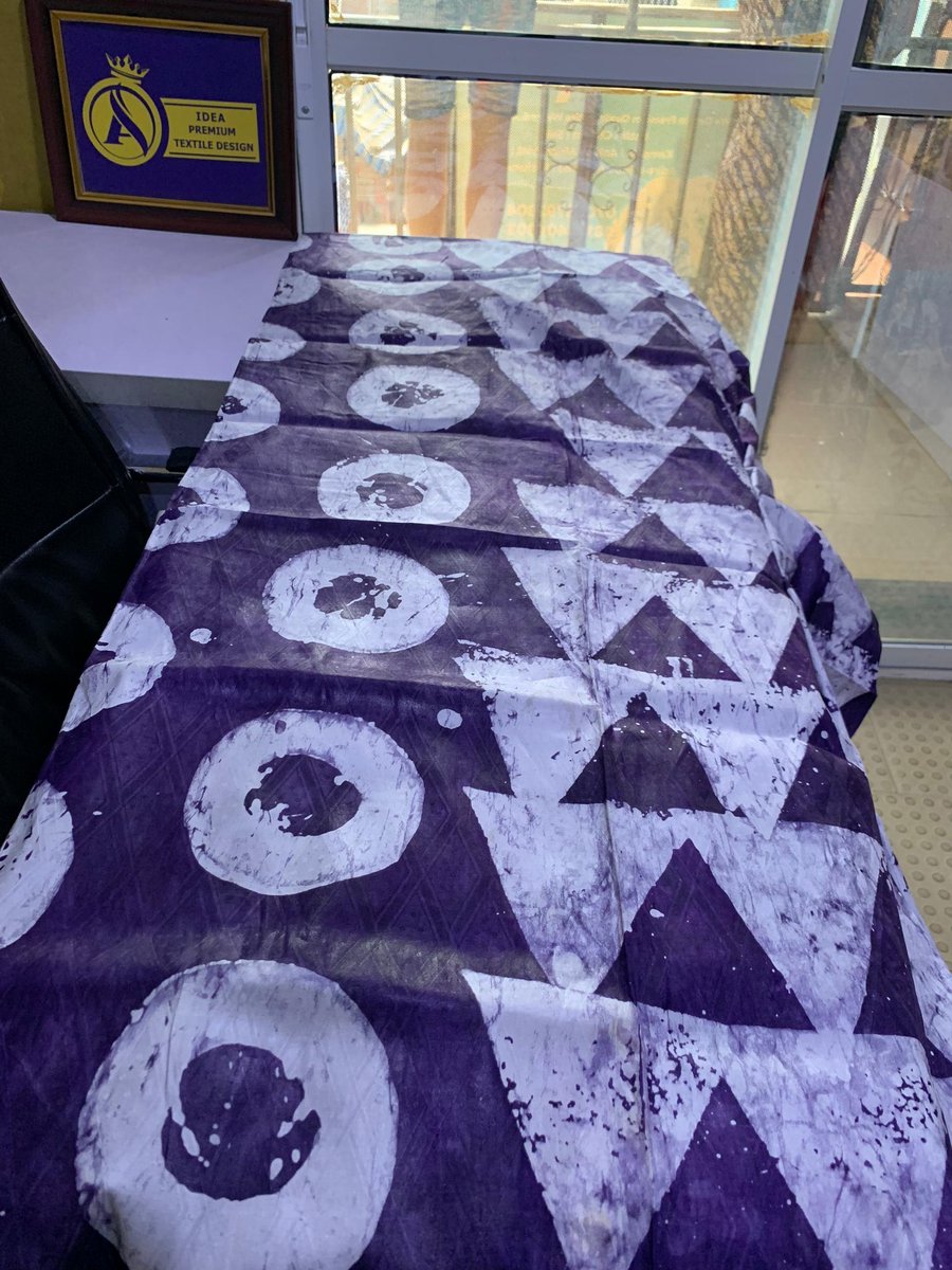 I_Am_DeOmoluabi's tweet image. Fun awọn asọ Adirẹ Igbalode yin lowo ti o gun pa, ẹ kan si - @IdeaTextile