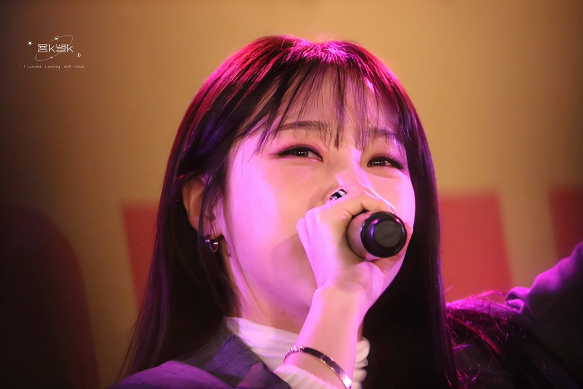 yongbyul_lll's tweet image. 250207 문별 타워레코드 시부야 2부 
Moon Byul Japan Debut Single [Aurora]⭐ ムンビョル タワーレコード渋谷リリースイベント 2部

💘

#마마무 #MAMAMOO #문별 #MoonByul #ママム #ムンビョル  #Aurora #ほしあかり