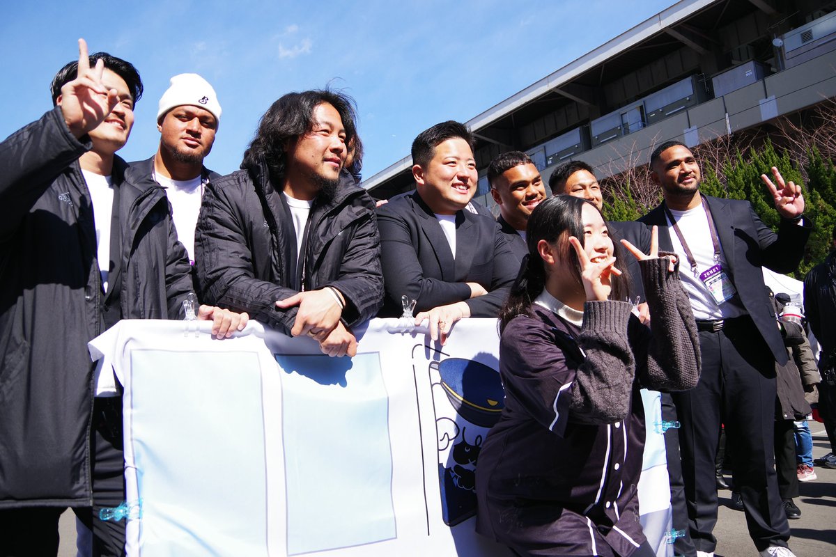 RICOH_BlackRams's tweet photo. 【EVENT PHOTO】vol.3📸
3シーズン目となった #HENNGEMATCHDAY では、さまざまなイベントやプレゼントで来場者の皆様をおもてなし🐏🖤

日頃よりお世話になっている #東急電鉄、#小田急電鉄、#京王電鉄 や、キャンプ地 #沖縄県 の #読谷村 PRブースなどが出店✨
各ブースを周って集めるスタンプラリーも実施いたしました👏🏻

また、大人気のラグビー体験にくわえ #TOKYOUNITE 参画チームのスポーツ体験も楽しんでいただくことができました🤾‍♂️

🔗https://t.co/Y5QbAqt8C5

#BlackRamsTokyo #ブラックラムズ東京
#LeagueOne #リーグワン #Reboot