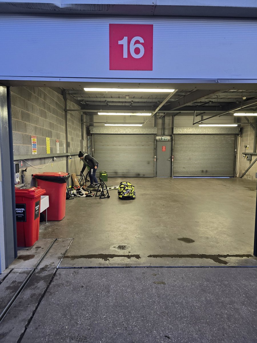 sv650 team racing tweet media