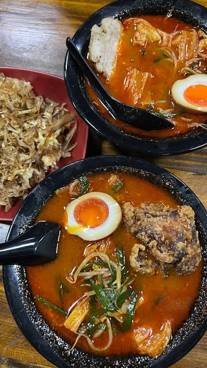 ㅤ
📍𝗬𝗼𝗶𝗸𝗼 𝗥𝗮𝗺𝗲𝗻 

📷 🍜🧏🏻‍♀️ cute cute cute 🚂🚋🚃🚋🚃🚋🚃 
ㅤ