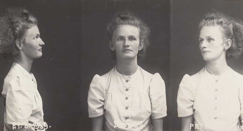 27. února 1940 byla po opětovném zatčení k výslechu přivedena Marie Pětrošová, která po vyhlášení Protektorátu vodila uprchlíky v Beskydech za hranice do Polska. 

Gestapo ji brutálně vyslýchalo, ale ona nic a nikoho neprozradila, přestože byla v té době v šestém měsíci