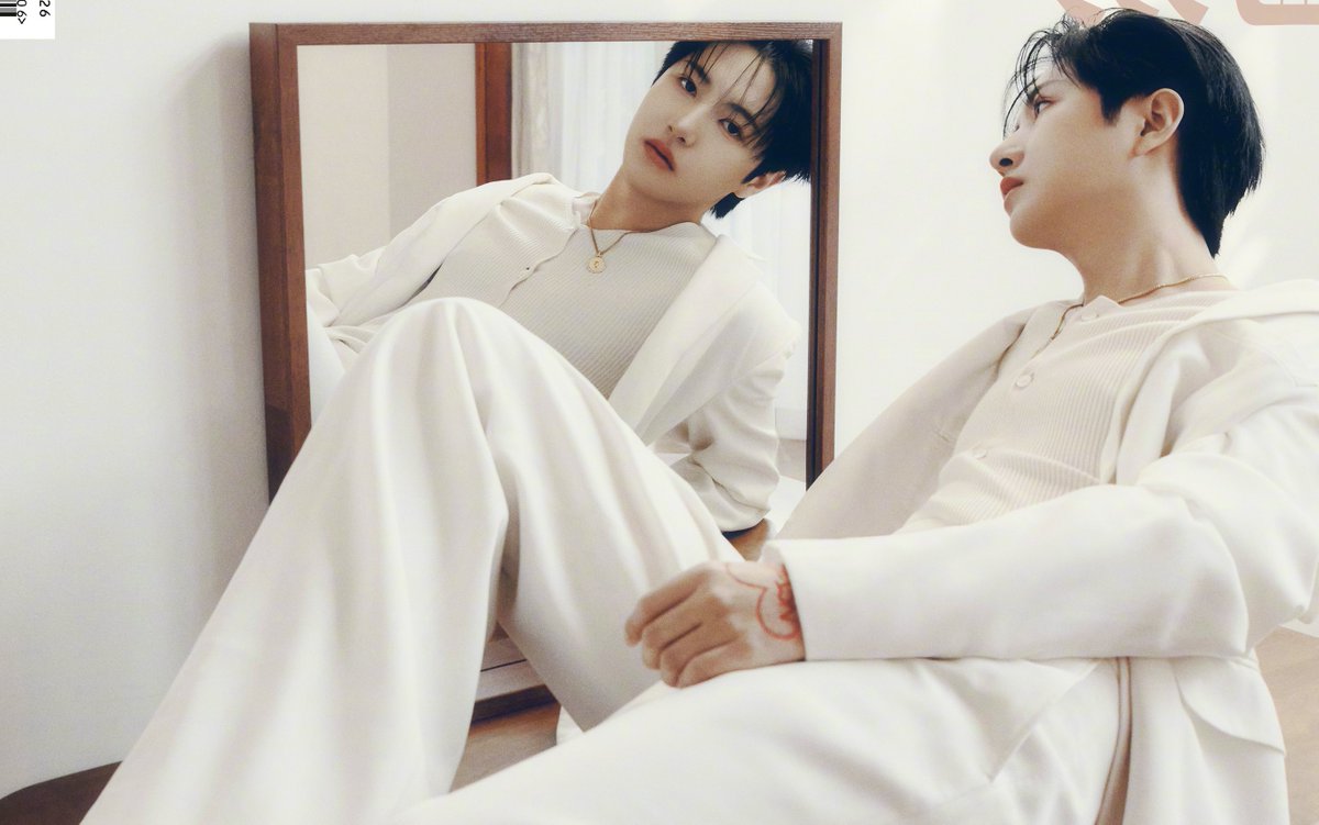 renjuniejunjun's tweet photo. Renjun for OK! MAGAZINE  🤍 https://t.co/AyNajcejl5