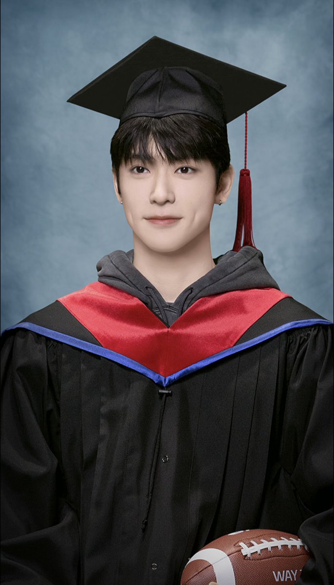 _peachsays's tweet image. มีรูปเรียนจบแล้ว 💘🎓🧑🏻‍🎓

#재현 #NCTZONE