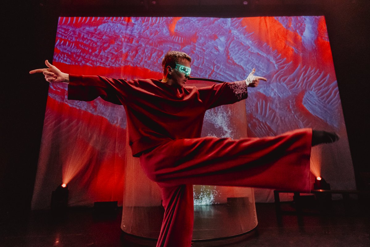 Simon Fallaha (@simonfallaha) on Twitter photo #Dance #Review at #SiArtsNI - The View From Mars.
A "well-paced, powerful and provocative" piece, the <a href="/SixDanceCo/">Six Dance Collective</a> production recently ran at <a href="/LyricBelfast/">Lyric Theatre Belfast</a>, from February 20 to February 22.
Read more here. tinyurl.com/mwrvdz5n #Dance #Review at #SiArtsNI - The View From Mars.
A "well-paced, powerful and provocative" piece, the <a href="/SixDanceCo/">Six Dance Collective</a> production recently ran at <a href="/LyricBelfast/">Lyric Theatre Belfast</a>, from February 20 to February 22.
Read more here. tinyurl.com/mwrvdz5n