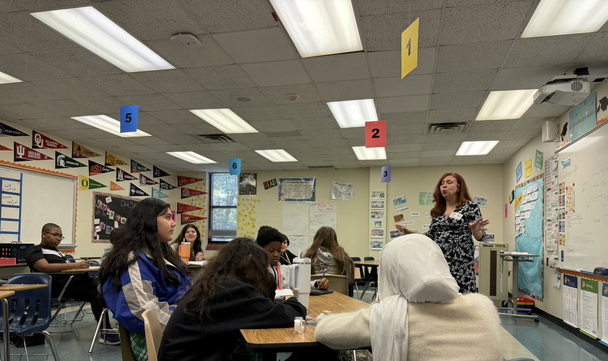 What are the different types of lawyers and the different careers I can have with a law degree? 

What type of lawyer would I need if …

What education do I need to become a lawyer? 

Apollo AVID asking great questions!

Thank you Apollo alumni for your expertise!

<a href="/Apollo_JH/">Apollo STEAM Academy</a>