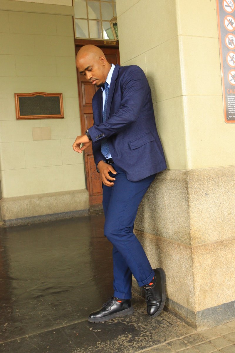 dinho_gee's tweet photo. -Dress How You Need To Be Addressed- https://t.co/Oe7Iz9exJr