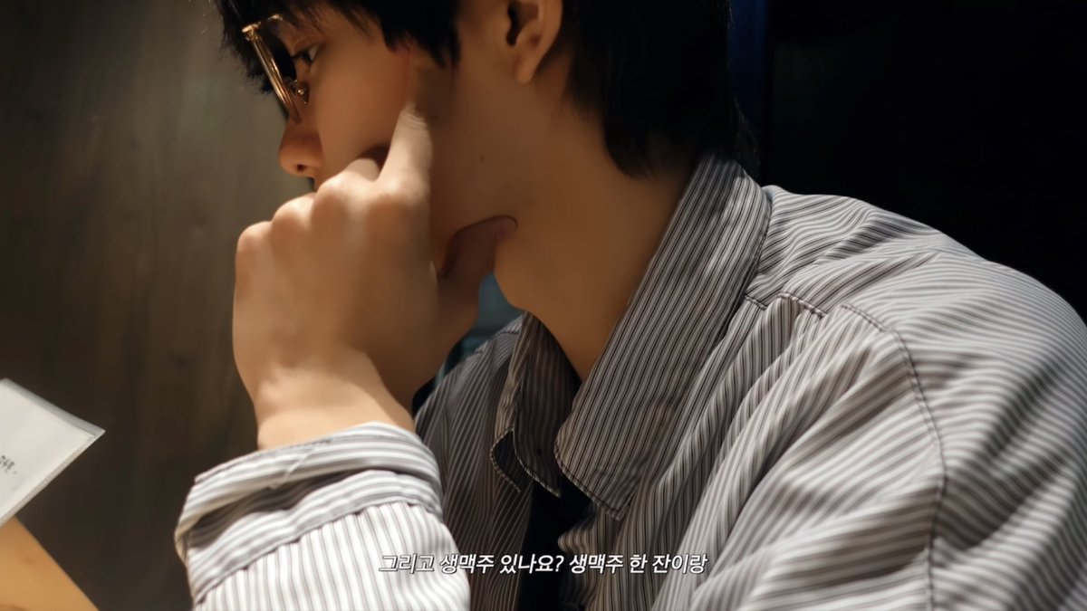 luvtaromi's tweet image. •••••• 

아 정신 힘들어