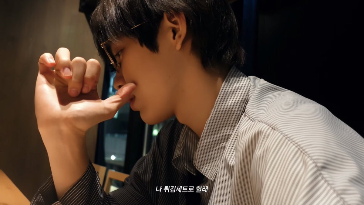 luvtaromi's tweet image. •••••• 

아 정신 힘들어