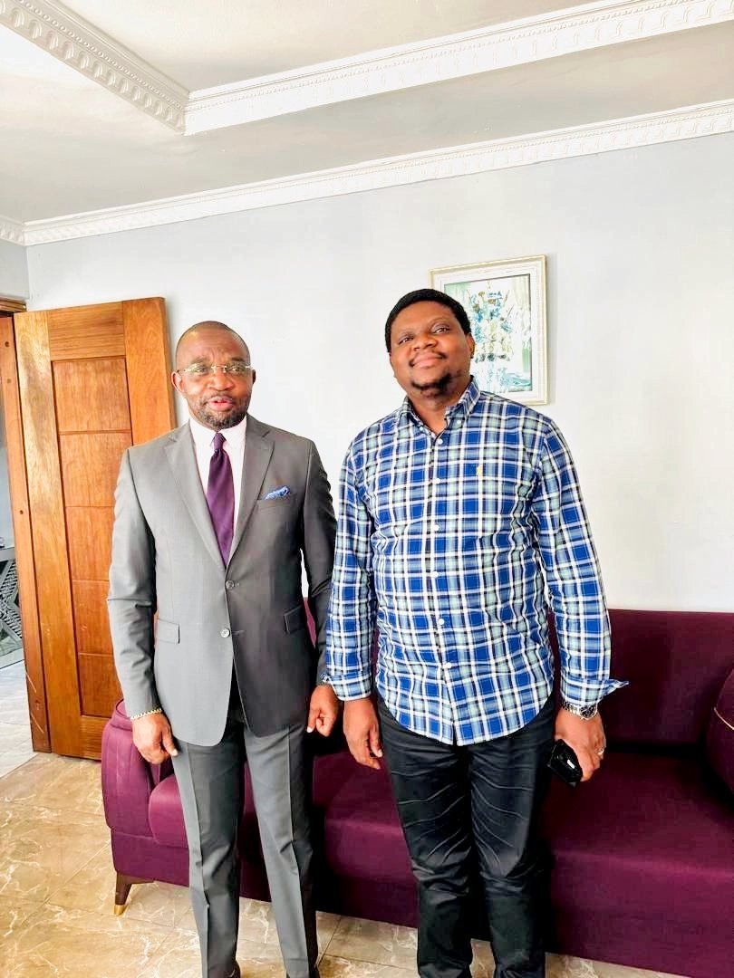 HonpacquisN's tweet photo. Ce matin, j'ai échangé avec le Ministre de la Formation Professionnelle et Métiers, Jean Marc Ekila, sur l'implantation de centres de formation dans le district de Tshangu, notamment à Kimbanseke, où une dizaine de centres sont déjà opérationnels.(1/2)
#formation
#professionelle https://t.co/SsFNEEEE12