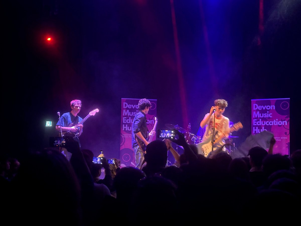dare to be ...  a Rock Star? Four year 11 students had an amazing experience at the Devon Music Education Hub Battle of the Bands Final. Well done to 'The Brokers' - Remy, Elliot, Ben and Thomas along with support from fellow students and teachers.
#tbgs #devonmusiceducationhub