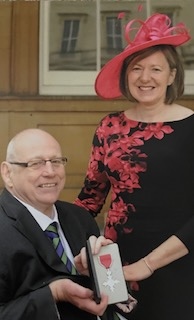 Our Director Sandra Taylor is fundraising for our charity by taking part in <a href="/thekiltwalk/">Kiltwalk</a> on 26 April to mark what would have been late husband Jim's 70th birthday justgiving.com/page/sandra-ta…
#helpingrugbyhelpitsown #heartsandballsmightybovs #rugbycharity #teamtaylor #scottishrugby