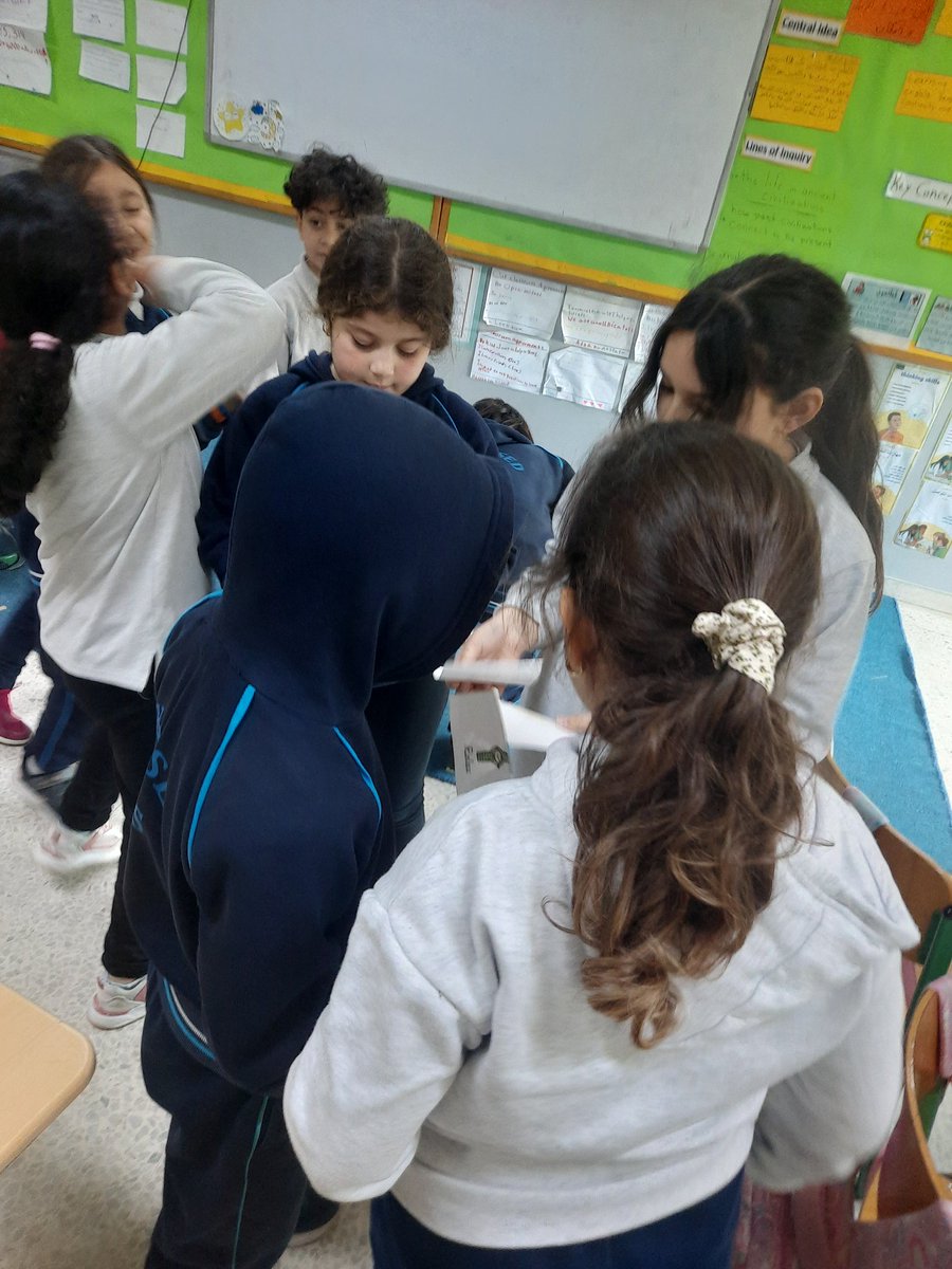 Farah Saad (@farahns88) on Twitter photo Sorting nouns made learning so much fun! 🌟 Grade 3 classified words into Common & Proper Nouns, then matched each common noun with its specific name. Great job, young grammar champs! 💪📚 #NounSorting #GrammarFun <a href="/Hhhsinfo/">Houssam Hariri HS</a> <a href="/TawilNoor/">Noor Taweel</a> <a href="/HalaAlKotob/">Hala Al Kotob</a> Sorting nouns made learning so much fun! 🌟 Grade 3 classified words into Common & Proper Nouns, then matched each common noun with its specific name. Great job, young grammar champs! 💪📚 #NounSorting #GrammarFun <a href="/Hhhsinfo/">Houssam Hariri HS</a> <a href="/TawilNoor/">Noor Taweel</a> <a href="/HalaAlKotob/">Hala Al Kotob</a>