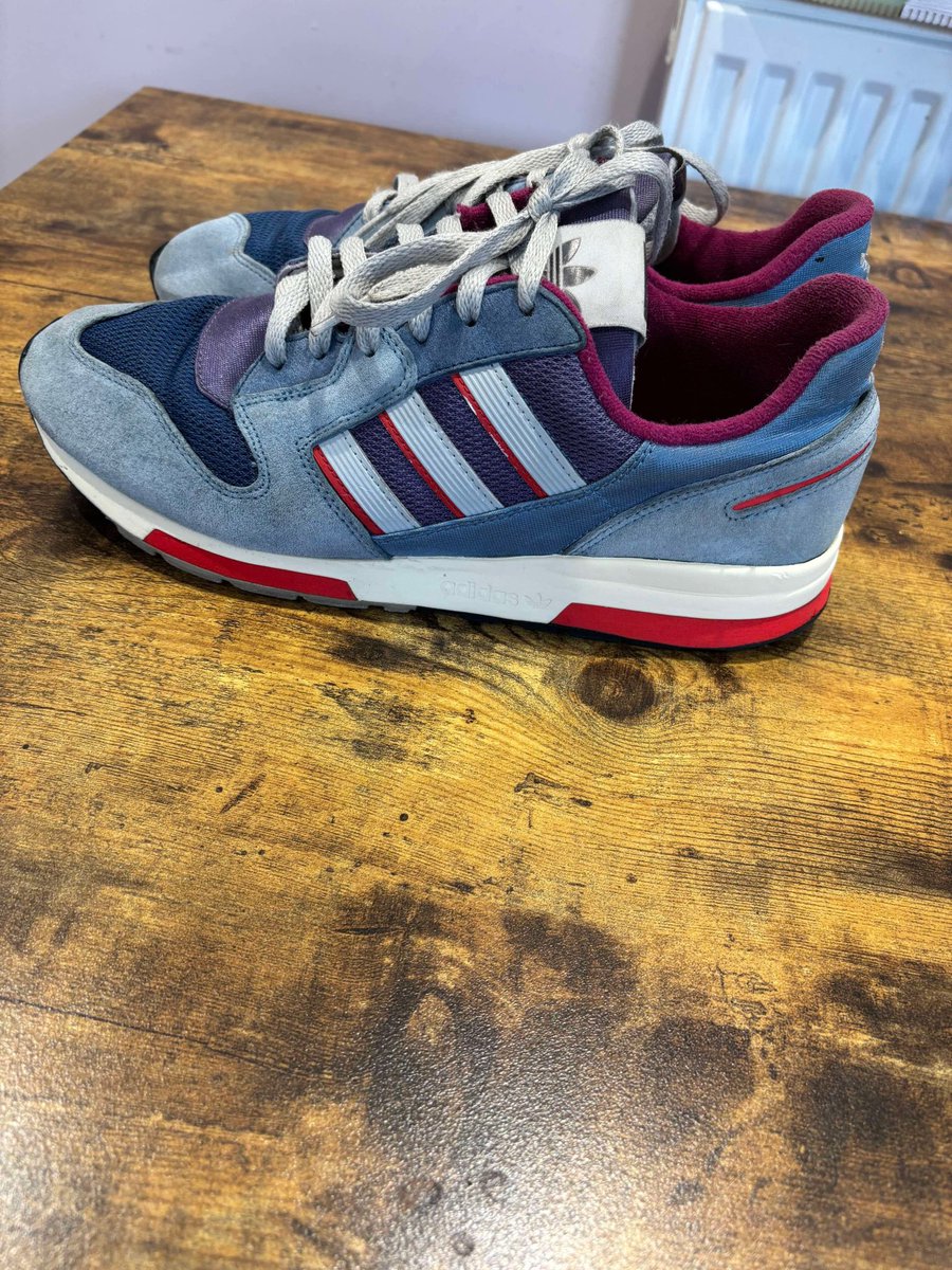 Adidas ZX420 Quotoole’s
Size 9
Condition 8/10
Looking for £150 TYD
