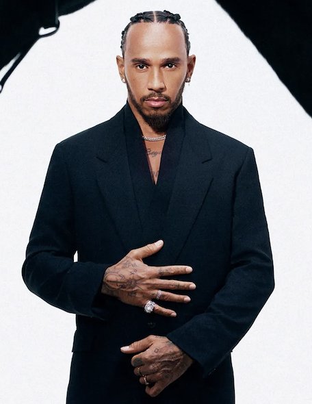 simscircuit's tweet image. "Dont ever compare me to anybody else. I’m the first and only Black driver that’s ever been in this sport. I’m built different." 💥

Sir Lewis Hamilton was asked to respond to Toto Wolff's shelf life comments:

"Don’t ever compare me to anybody else. I’m the first and only Black…