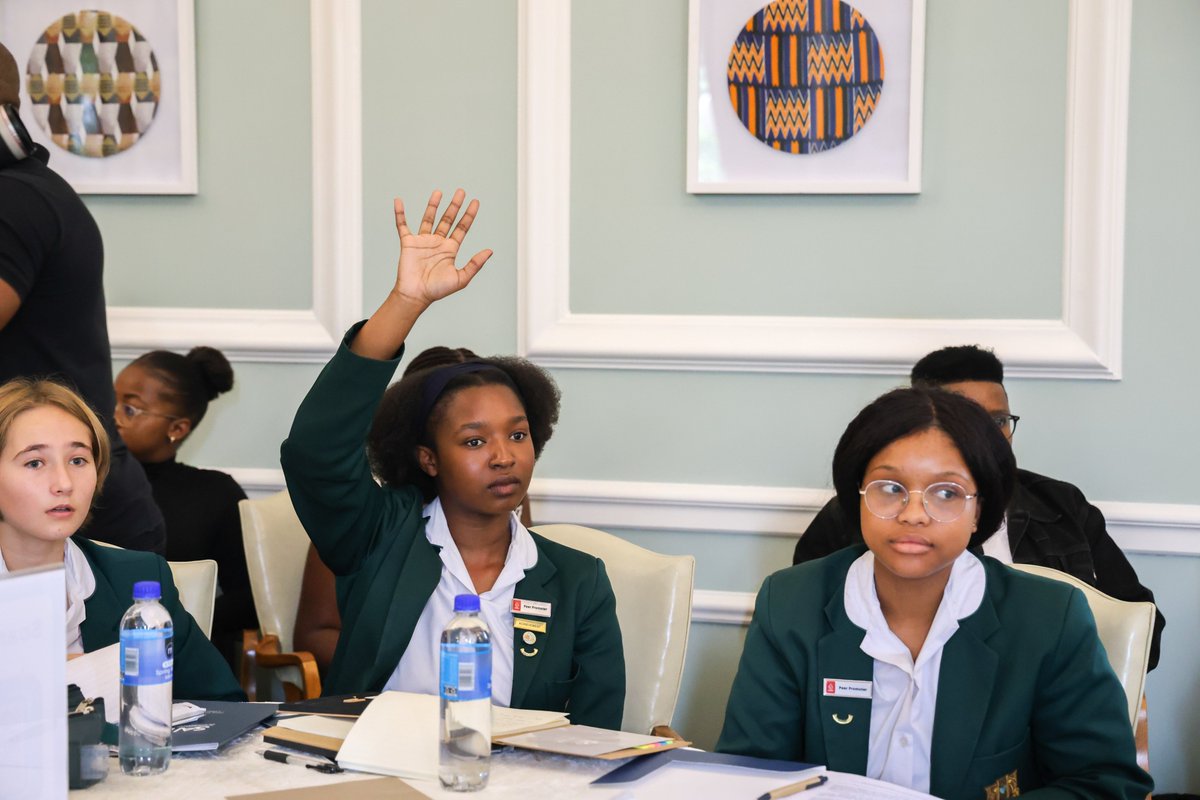 unwomenSA's tweet photo. Day 1 of 2: @Youth_SAIIA &amp; @unwomenSA are hosting a #G20 focused youth outreach workshop to empower young people to take on leadership roles and ensure that policy recommendations of the #G20 are reflective of youth perspectives 🇿🇦. https://t.co/Dq6TOduXQE