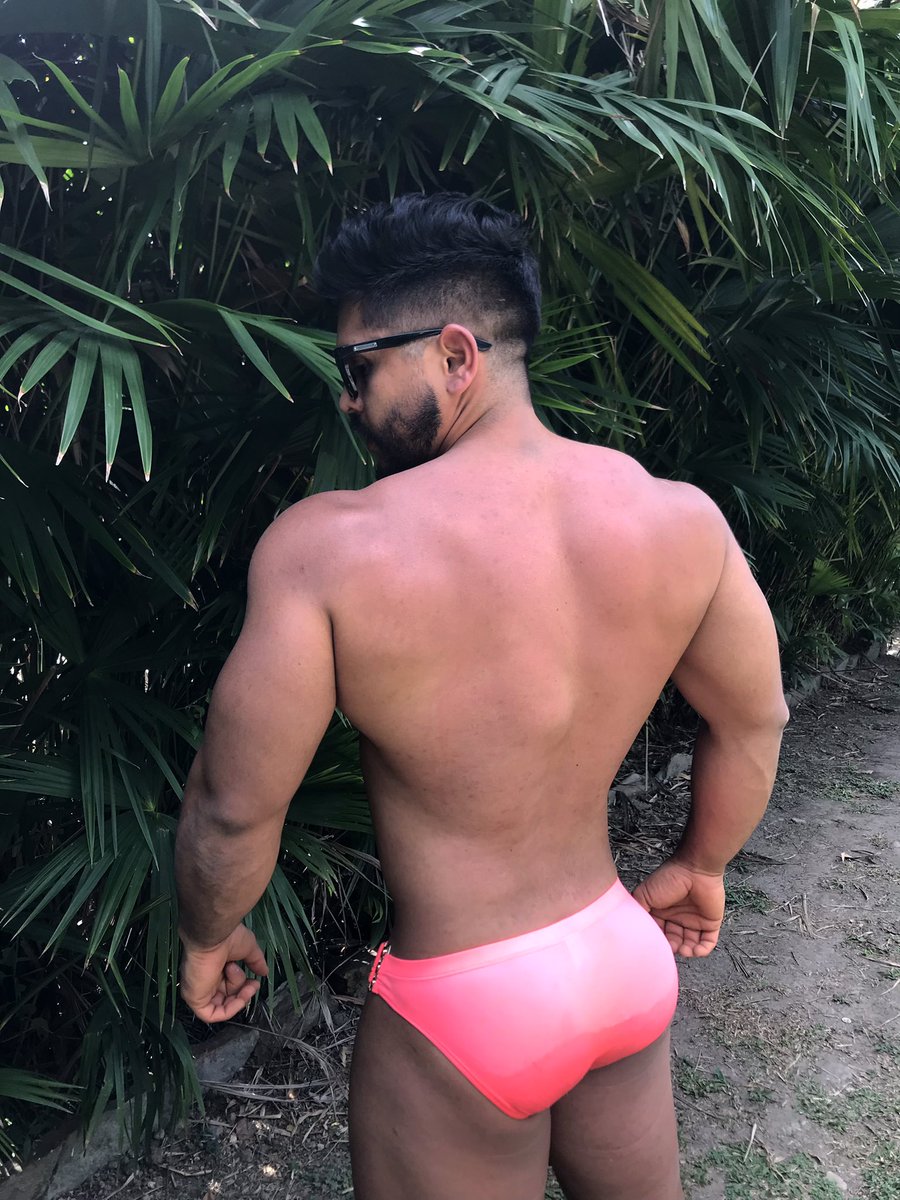 Pjtorresb's tweet photo. Hablemos en ig @pjtorresb https://t.co/N0BSktuNe3