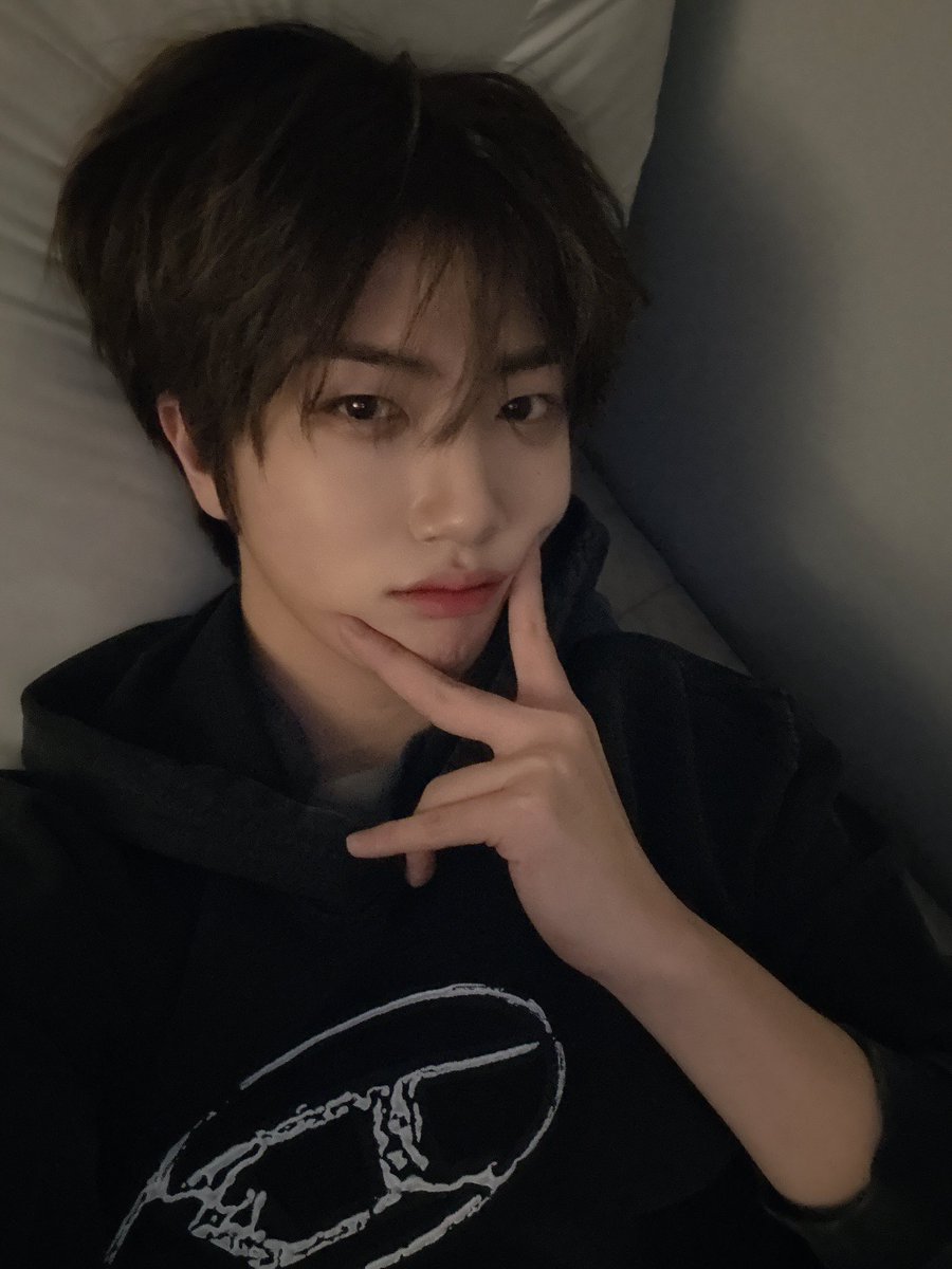 CRAVITY_twt tweet picture