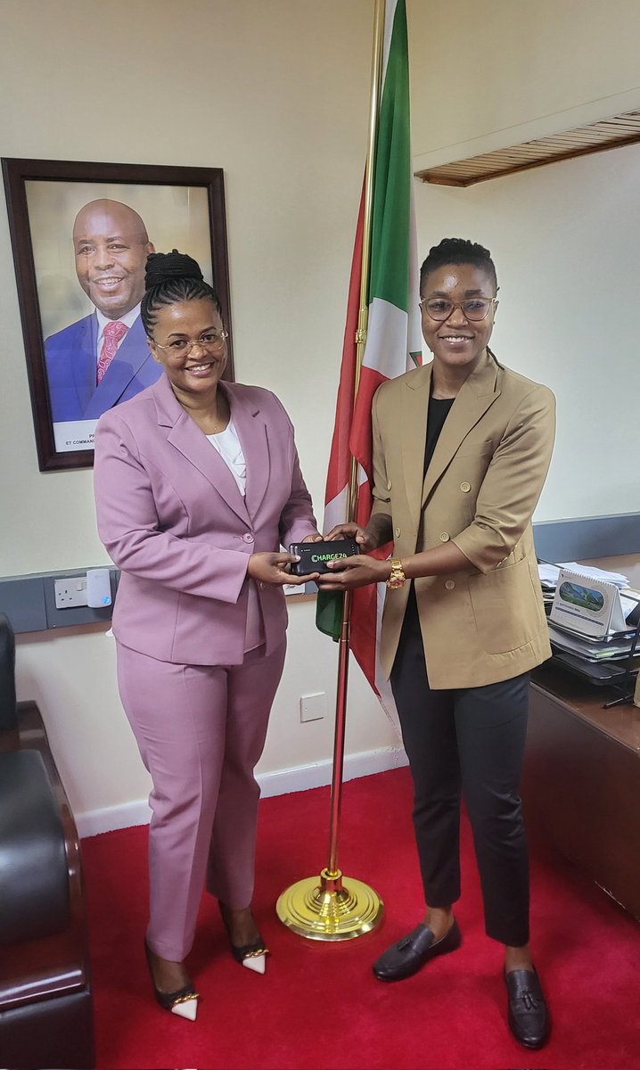 burundi embassy in kenya (@burundikenya) on Twitter photo En date du 27/2/2025, S.E <a href="/EvelyneHabonim1/">Evelyne Habonimana</a> a accueilli lors d'1e visite de courtoisie Quinter Ochieng, le PDG de la Société "Charge24", 1e entreprise qui opère dans le domaine des technologies vertes et engagée en faveur dla durabilité, innovation et creation d'emploi aux jeunes. En date du 27/2/2025, S.E <a href="/EvelyneHabonim1/">Evelyne Habonimana</a> a accueilli lors d'1e visite de courtoisie Quinter Ochieng, le PDG de la Société "Charge24", 1e entreprise qui opère dans le domaine des technologies vertes et engagée en faveur dla durabilité, innovation et creation d'emploi aux jeunes.
