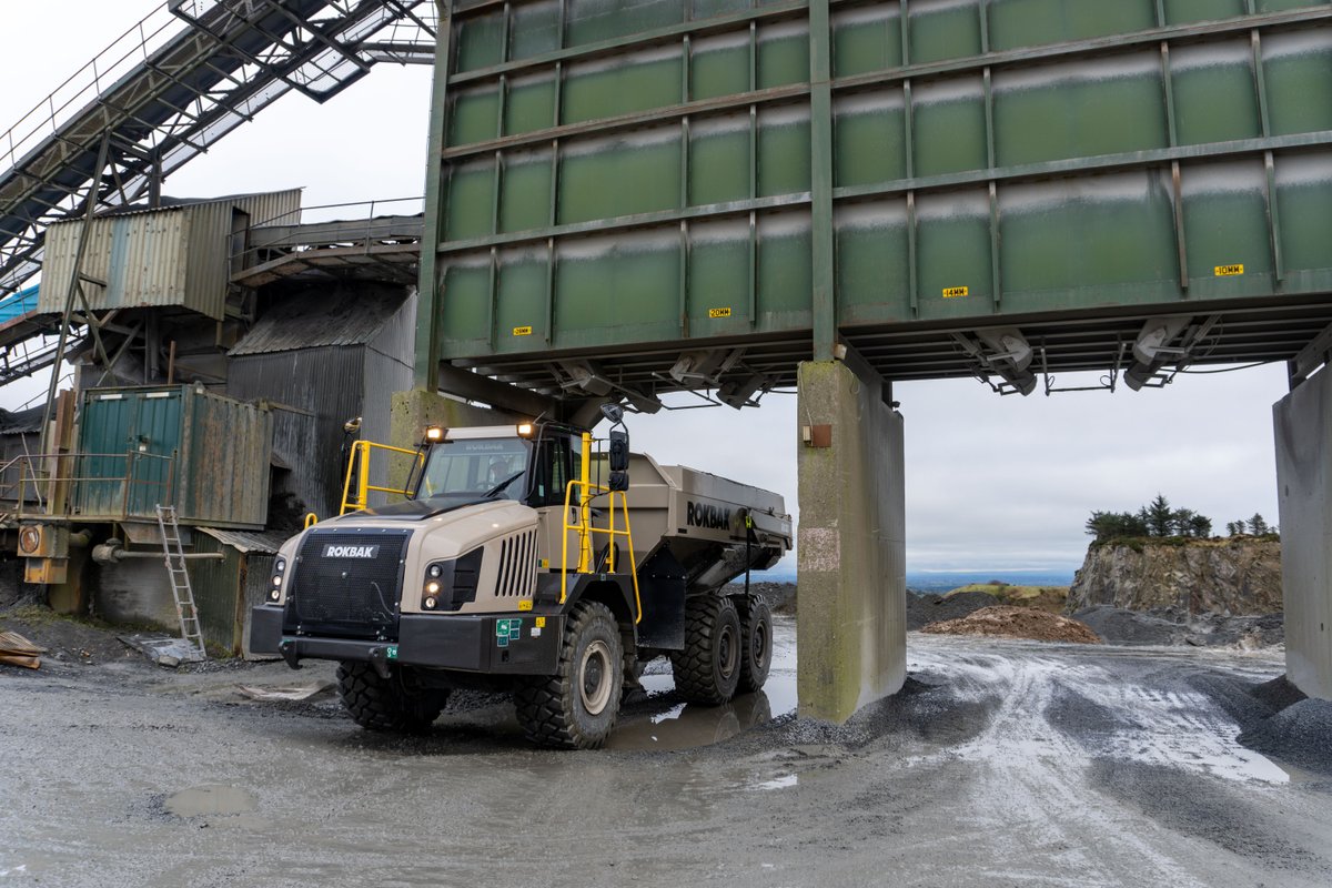 LATEST🚨The RA30 has been driving productivity at Loughran Rock quarry in Northern Ireland🪨 Since it's arrival at the end of 2024, the RA30 has proved to be a valuable asset transporting stone, sand, rock-fill and muckshift! Read the story➡️ow.ly/205K50V7wcL #Rokbak