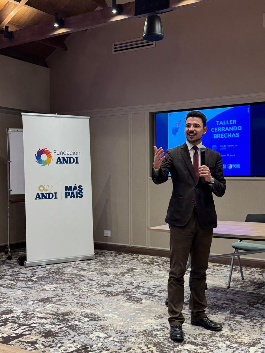 ANDI (@andi_colombia) on Twitter photo 🤝La <a href="/andi_bogota/">Seccional ANDI Bogotá, Cundinamarca y Boyacá</a> desarrolló la Mesa Empresarial de Boyacá - ANDI en el Hotel Colonial de @colsubsidio en Paipa.
✅En la sesión se realizó el taller "Cierre de brechas de género en el sector empresarial" y la <a href="/SecDesarrolloEB/">Secretaría de Desarrollo Empresarial de Boyacá</a> presentó su visión 2025.
#DEIANDI 🤝La <a href="/andi_bogota/">Seccional ANDI Bogotá, Cundinamarca y Boyacá</a> desarrolló la Mesa Empresarial de Boyacá - ANDI en el Hotel Colonial de @colsubsidio en Paipa.
✅En la sesión se realizó el taller "Cierre de brechas de género en el sector empresarial" y la <a href="/SecDesarrolloEB/">Secretaría de Desarrollo Empresarial de Boyacá</a> presentó su visión 2025.
#DEIANDI