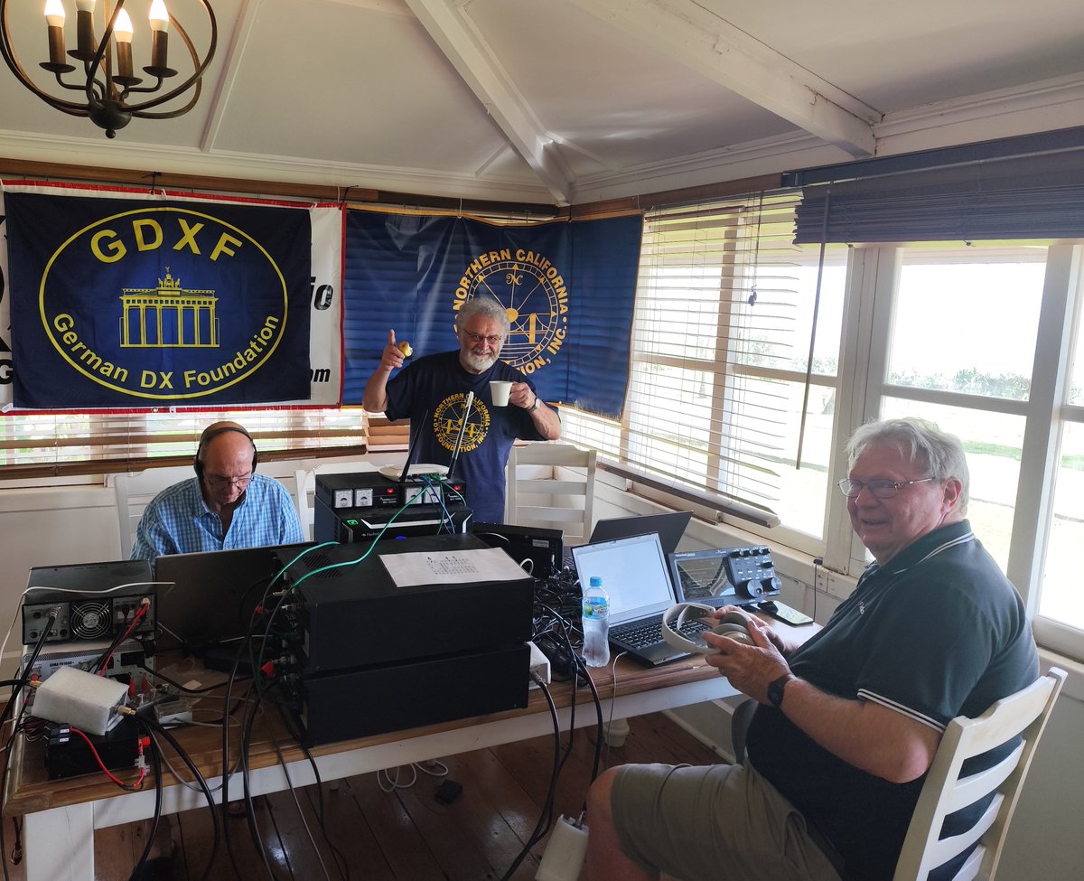 On the scene at VK9XU

dx-world.net/vk9xu-christma…