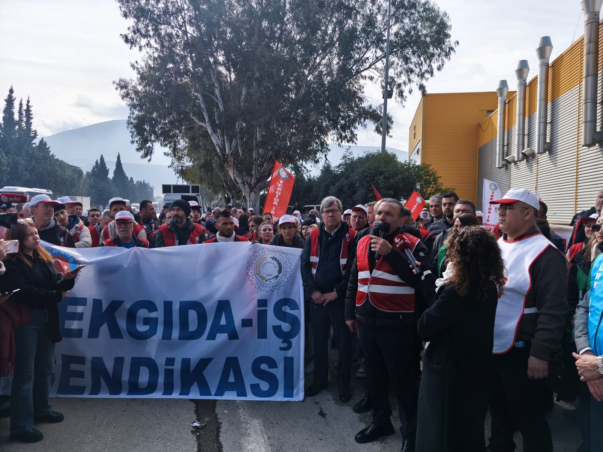 tekgida's tweet photo. SUNEL TÜTÜN GREVİMİZDEN KARELER https://t.co/UzdkVJELSh