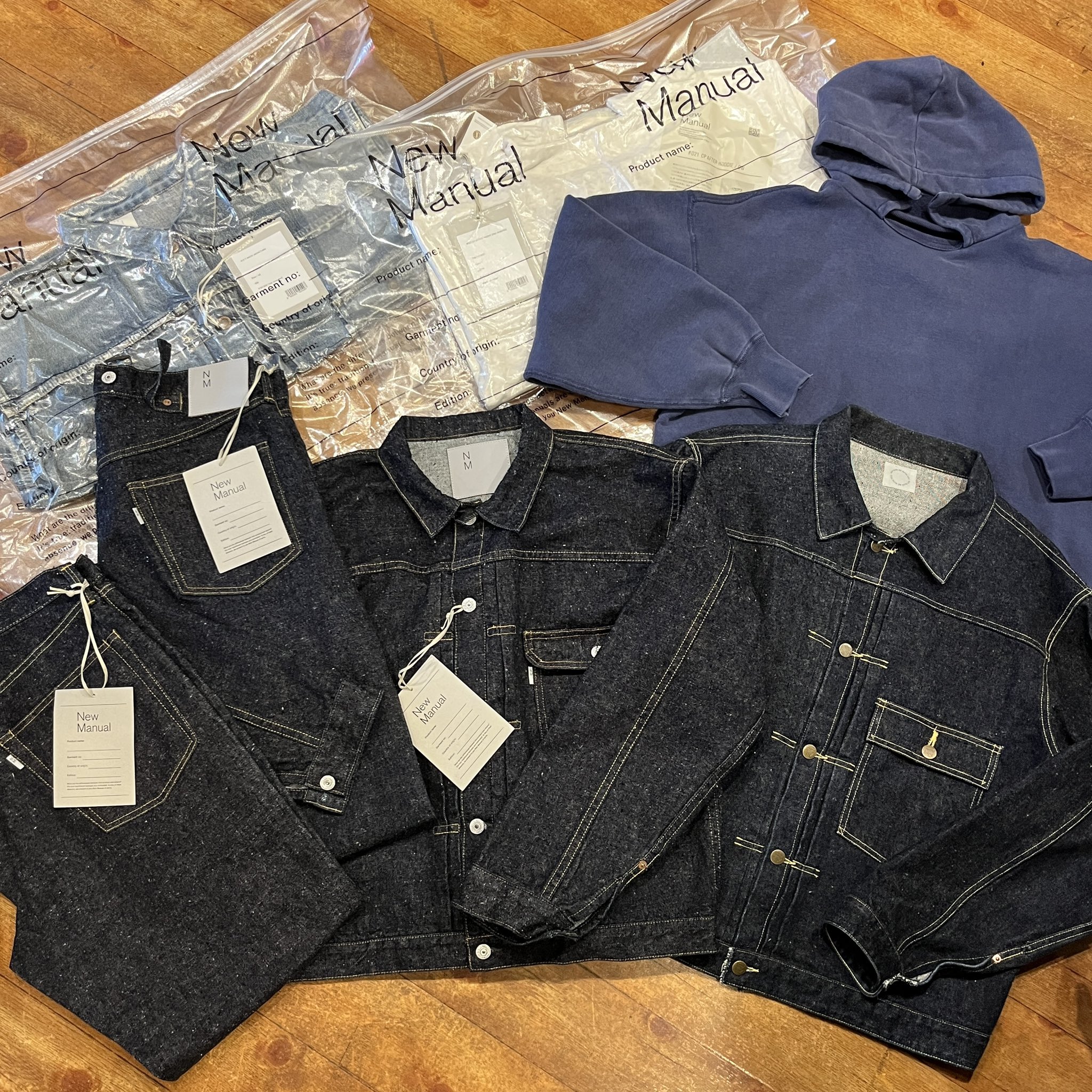 ファーストニューマニュアルa New Manual（ニューマニュアル）｜Silver and Gold Online Store