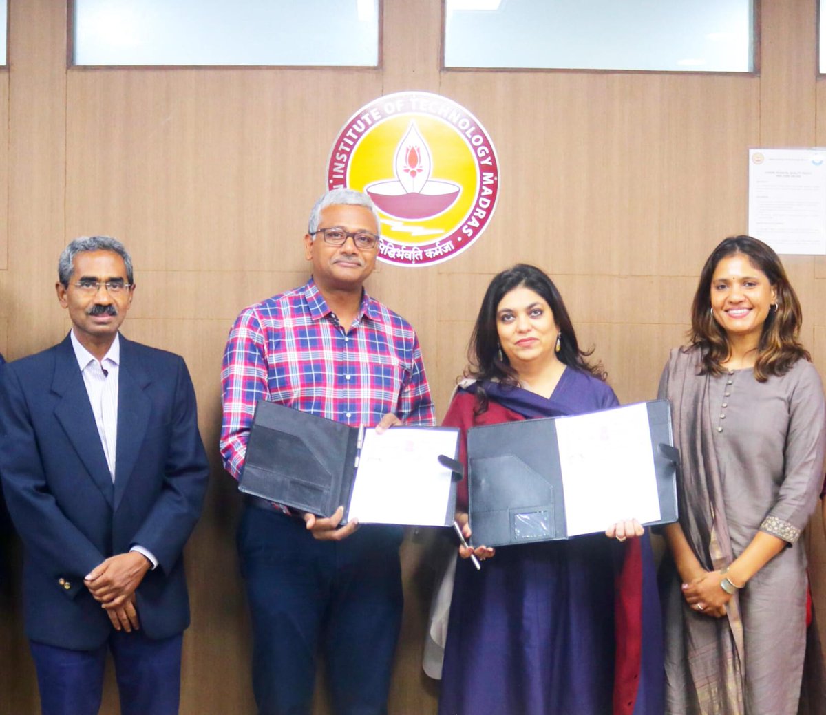 Young Turks (@cnbcyoungturks) on Twitter photo 📢<a href="/iitmadras/">IIT Madras</a> has signed an MoU with the <a href="/SPF_India/">Startup Policy Forum</a> to to focus on driving policy research and knowledge exchange for advocating progressive regulatory and policy frameworks. SPF will collaborate with IIT Madras’s Centre for Research on Start-Ups and Risk Financing (CREST). 📢<a href="/iitmadras/">IIT Madras</a> has signed an MoU with the <a href="/SPF_India/">Startup Policy Forum</a> to to focus on driving policy research and knowledge exchange for advocating progressive regulatory and policy frameworks. SPF will collaborate with IIT Madras’s Centre for Research on Start-Ups and Risk Financing (CREST).