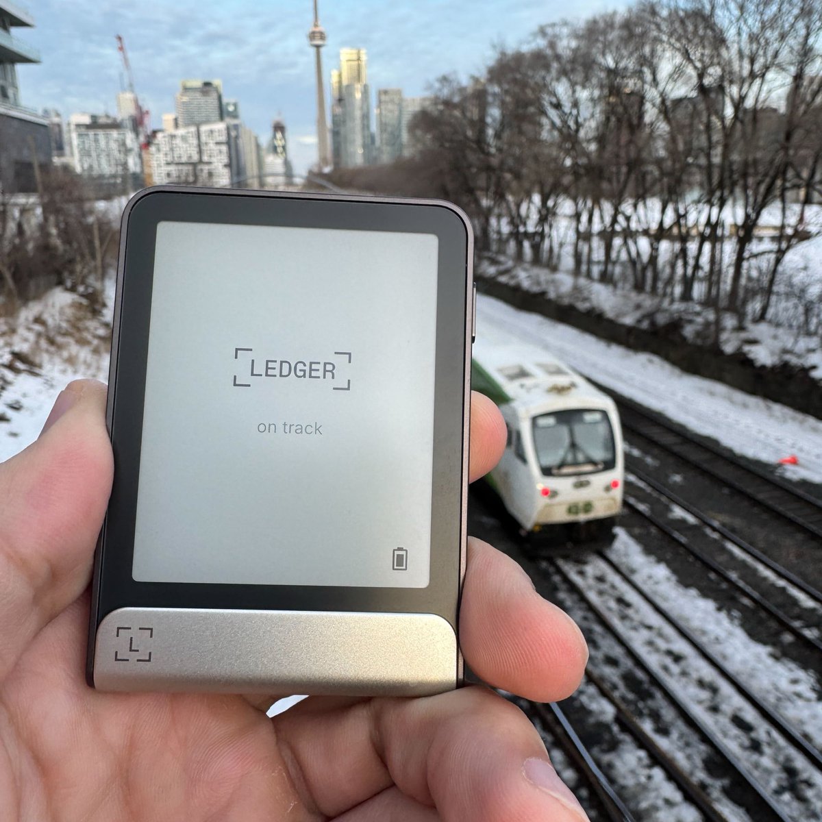 Ledger tweet media