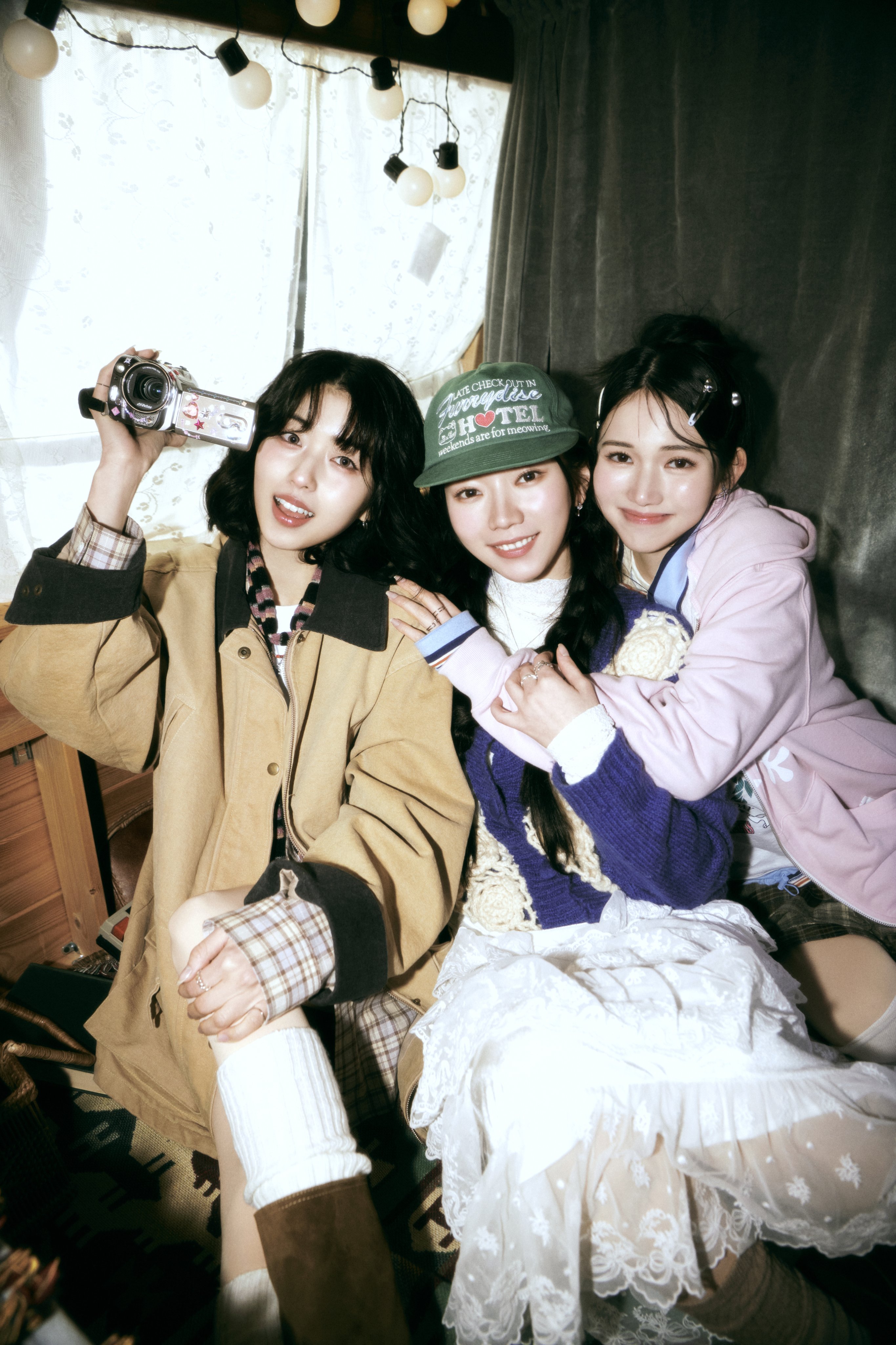 GkyFRvraoAA3QdE?format=jpg&name=4096x4096