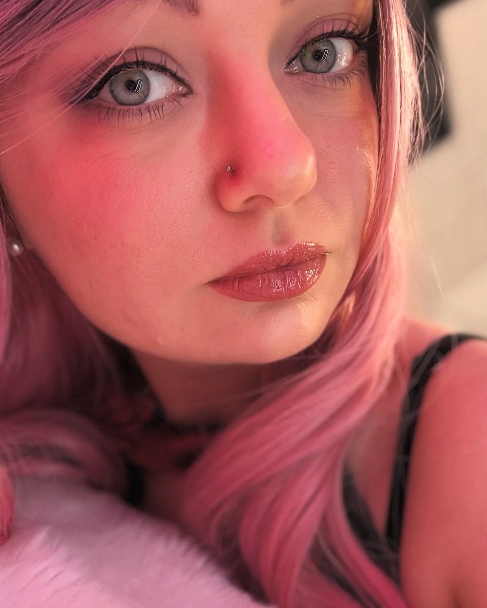pinkfreyahot