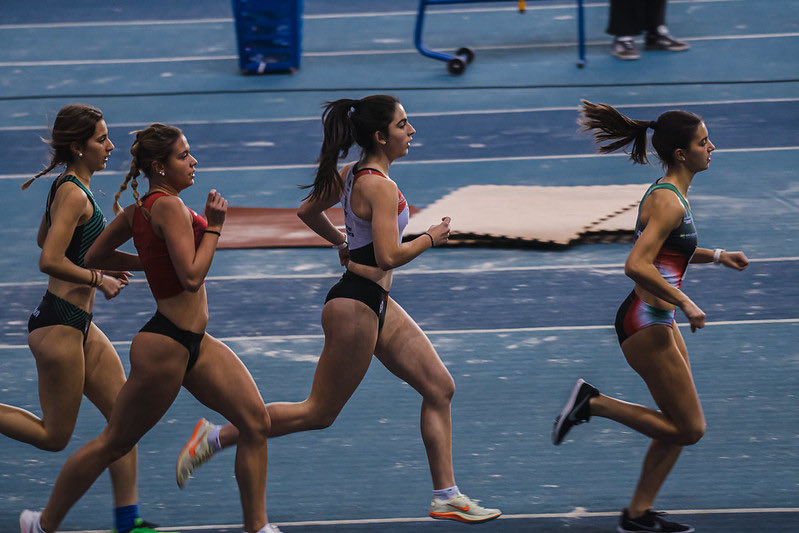 🏃🏽‍♀️Urrezko zazpi domina eskuratu zituzten BATeko gazteek Euskadiko Pista Estaliko Txapelketan

Zazpi garaipenez gain, zilarrezko bertze sei domina eta brontzezko bi poltsikoratu zituzten <a href="/atletismobat/">B.A.T.</a>|eko 16, 18 eta 20 urtez azpiko taldeko atletek

kiroletik.eus/albisteak/urre…