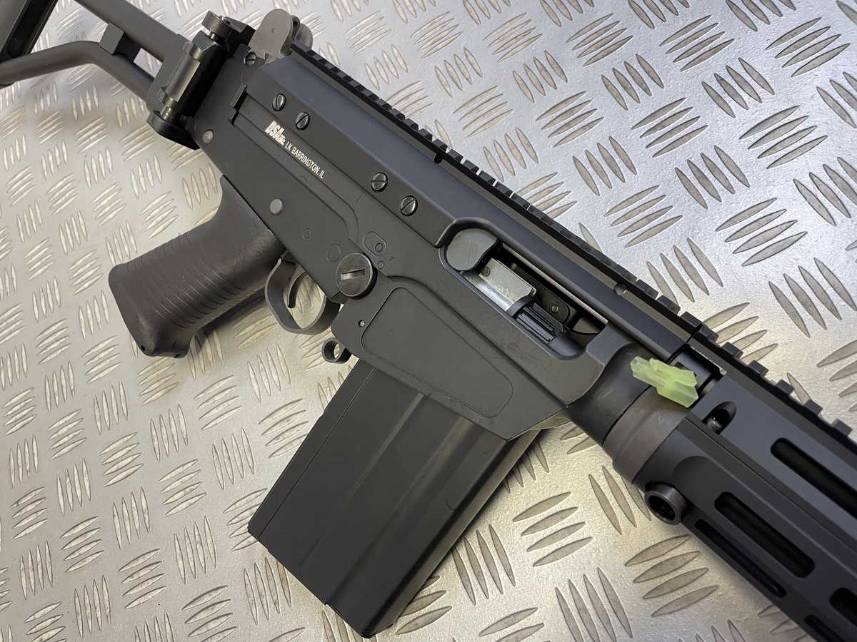 kinwa__official's tweet photo. ー新製品情報ー

Classic Army社製 SA58 M-LOK SBR [CA148M]/SA58 M-LOK Rifle [CA150M]/SA58 OSW M-LOK Tactical [CA157M] #電動ガン　3種入荷

香港 #ClassicArmy 社より米 実銃メーカー DS Arms(#DSA)社製 #FAL クローンモデルの #SA58 各種を再現

刺さる人には刺さる新旧融合デザイン

#サバゲー https://t.co/RoRiYEvZpw