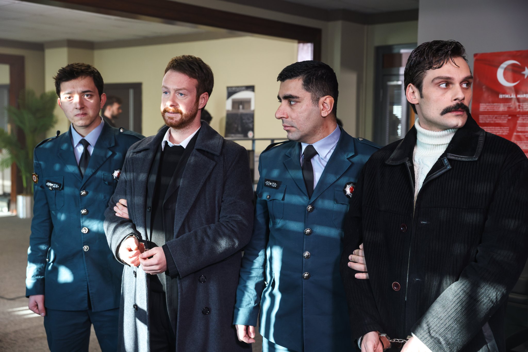 GkyMDJMWEAAmNME?format=jpg&name=large