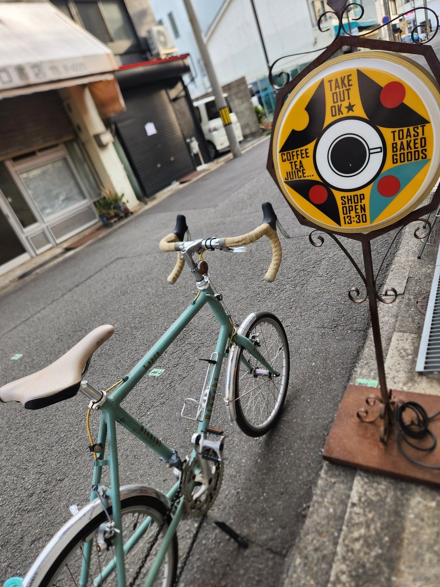KumichanMos's tweet image. まったり
午後のカフェtime☕
安定の #ESCS

可愛い🚲️来た🥰
主さんの許可もらって🤳

今日もエエ一日でした💛