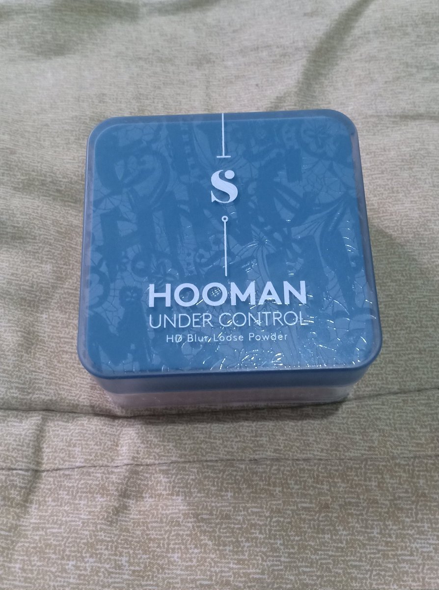 bulletproofshi's tweet photo. @cendives kakk ini sumpah, mau preloved ini. loose powder somethinc gapernah salah, nempel banget terus blurring. tapi di aku malah keputihan😭
💸ayoo guys 80k ajaa https://t.co/P0CNwE6ODq