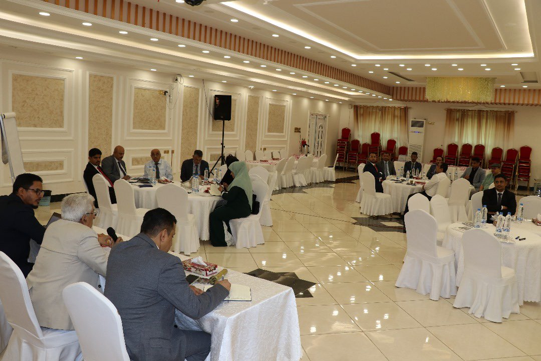 ExecutiveBureau's tweet photo. عقد الجهاز التنفيذي ومركز النمو الدولي، بالتعاون مع البنك المركزي اليمني بمدينة عدن ورشة عمل تحت عنوان "دور تحويلات المغتربين في الاقتصاد اليمني: التحديات والفرص لدعم التعافي الاقتصادي".

اقرأ التفاصيل: https://t.co/Y8PUTFm9NB https://t.co/q2r2L2jydK