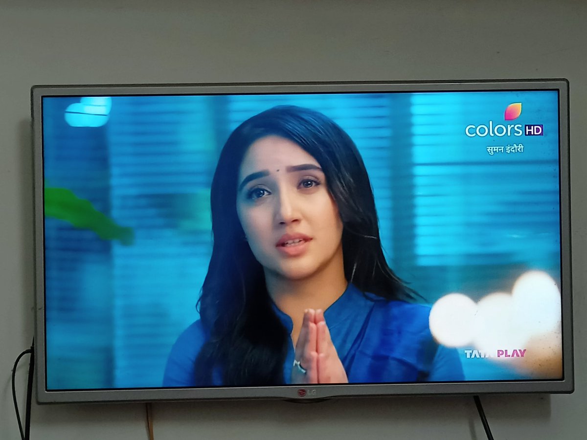 ATSkolkatafc's tweet image. That's so me praying for a better storyline without any editing out of important dialogues.
The current episodes r quite better though but full focus should be on #Sumerth  to gain more trps.
The undeniable potential they have even in a small scene closer together!!
#SumanIndori