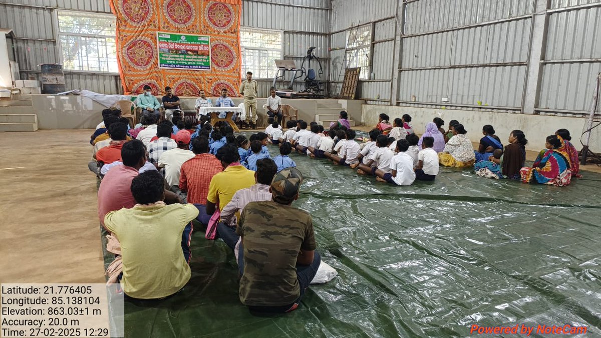 DfoBonai's tweet photo. The #BonaiForestDivision #grassrootsapproach to #forestfireprevention was evident in a #fireawareness program & rally at OMC #Khandadhar Mines. This event successfully engaged #schoolchildren and #communitymembers, promoting crucial #safetymeasures.
@pccfodisha
@RourkelaRc79045 https://t.co/uWFW90ASHm