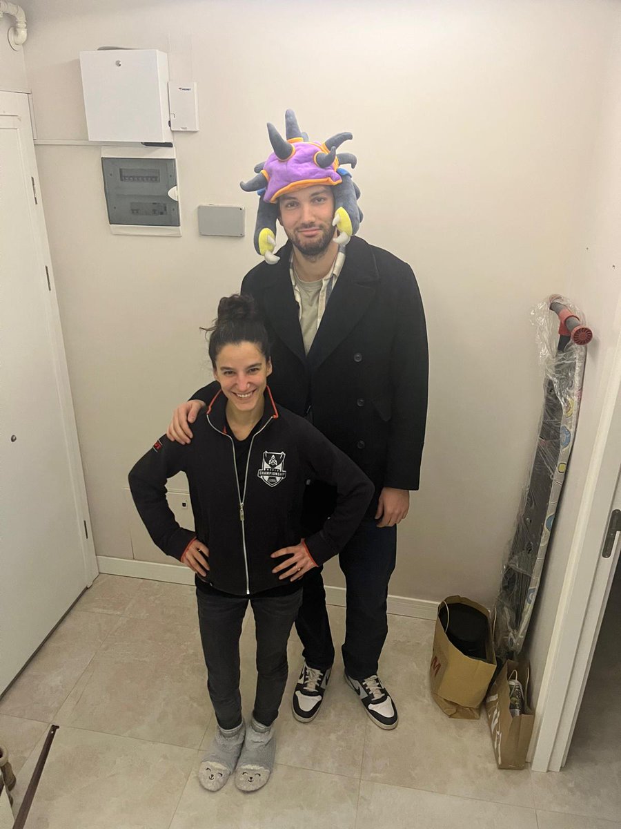 Regarnur tweet media