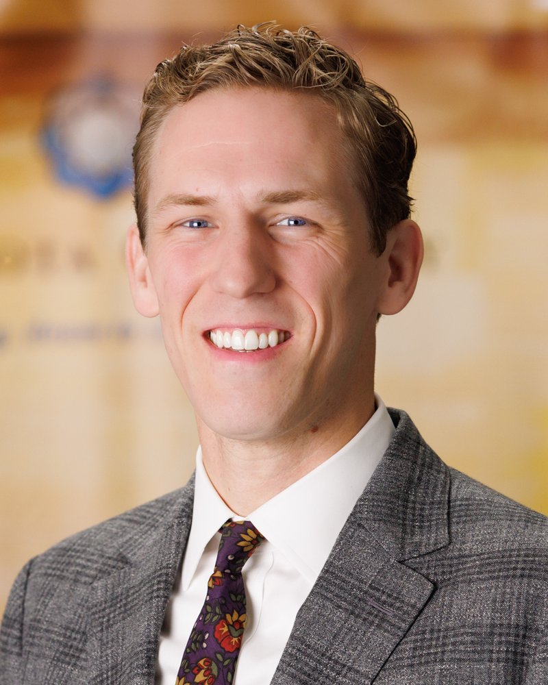 touchONCOLOGY (@touchoncology) on Twitter photo 🚀 FUTURE LEADERS: Connecting Medicine & Humanity 🌍
Dr. Eric Lander shares his journey in oncology—from a life-changing experience in Argentina to his work shaping the future of cancer care.
➡️ Discover more: touchoncology.com/insight/connec…
<a href="/EricLanderMD/">Eric Lander, MD</a> <a href="/mnoncology/">Minnesota Oncology</a> #Oncology 🚀 FUTURE LEADERS: Connecting Medicine & Humanity 🌍
Dr. Eric Lander shares his journey in oncology—from a life-changing experience in Argentina to his work shaping the future of cancer care.
➡️ Discover more: touchoncology.com/insight/connec…
<a href="/EricLanderMD/">Eric Lander, MD</a> <a href="/mnoncology/">Minnesota Oncology</a> #Oncology