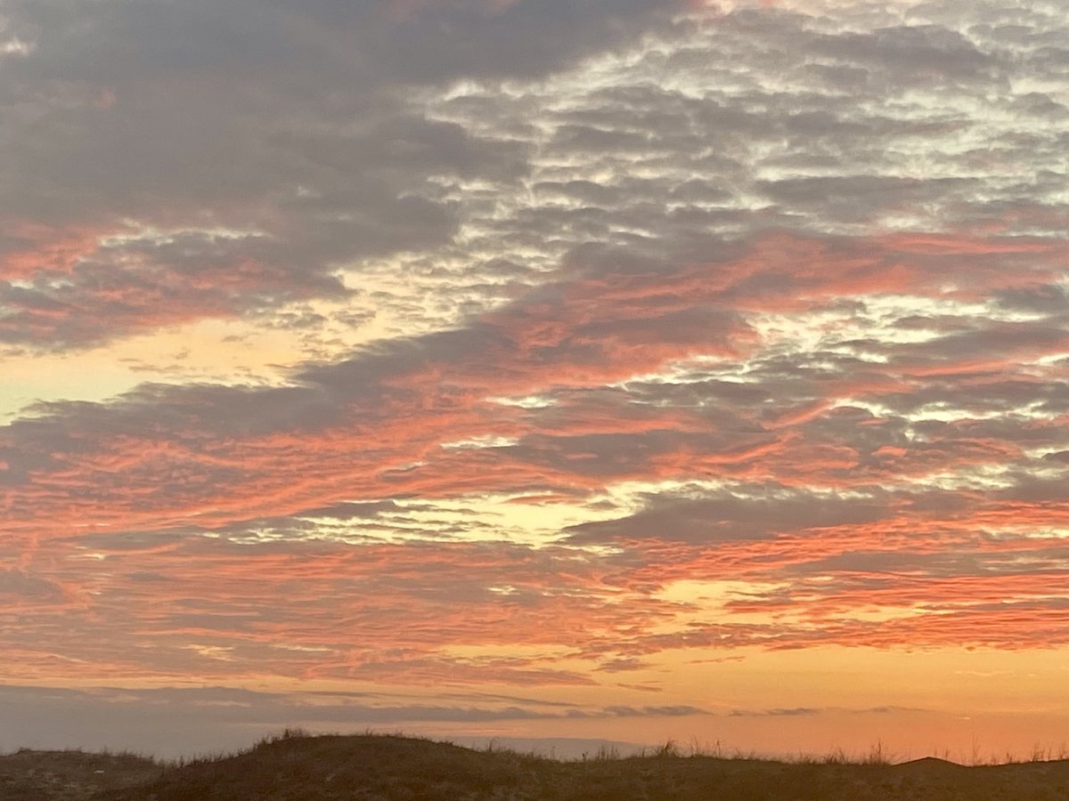 Amanheceu bonito no Capão da Canoa!
