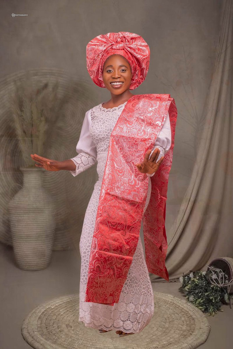 Omo Yoruba ni mi, lati Ibadan n’ile Oluyole🥰🥰🥰