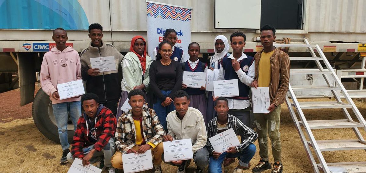 digitruck_et's tweet image. Digitruck Ethiopia is making great strides in Asella, empowering over 300 students across 8 public schools with digital skills!

#DigiTruckEthiopia #TechForAll #democratizingtechnology #iCog #CodingEducation