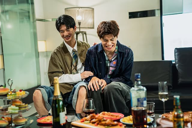 TingJun63496's tweet photo. Party time🎉
Having some personal space 😏 https://t.co/oA12T69kDD