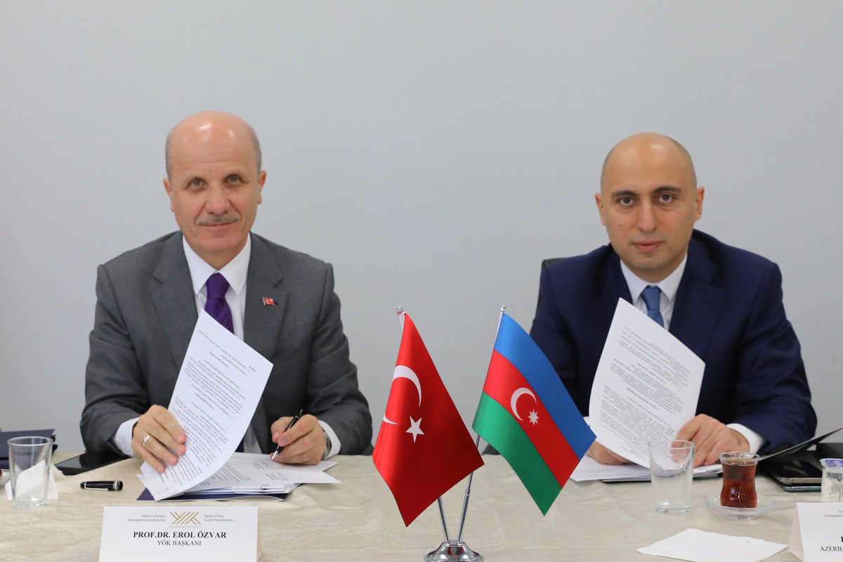Türkiye-Azerbaycan Üniversitesi 4. Mütevelli Heyeti Toplantısını Azerbaycan Bilim ve Eğitim Bakanı <a href="/EminAmrullayev/">Emin Amrullayev</a> ile üniversitede program açan <a href="/Hacettepe1967/">Hacettepe Üniversitesi</a>,  <a href="/METU_ODTU/">METU / ODTÜ</a> ve <a href="/itu1773/">İTÜ - İstanbul Teknik Üniversitesi</a> rektörlerimizin de katılımıyla <a href="/marmara1883/">Marmara Üniversitesi</a> ev sahipliğinde gerçekleştirdik.